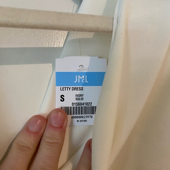 WHITE J MCLAUGHLIN DRESS - Picture 7 of 7